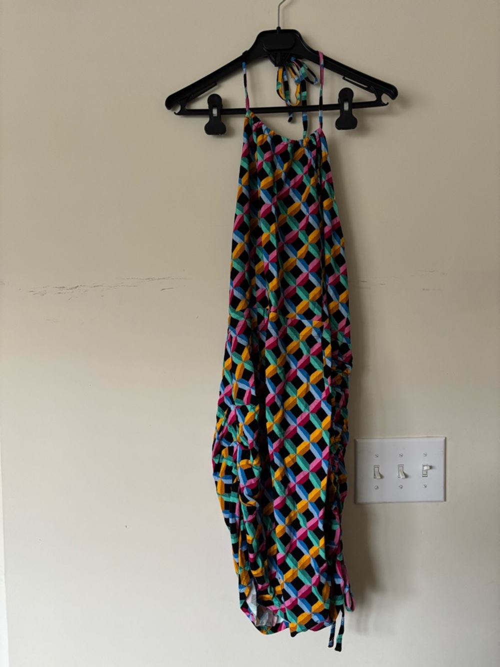 Fashion Brand Company Cinch Tie Halter Dress, Screensaver Print - Picture 8 of 8